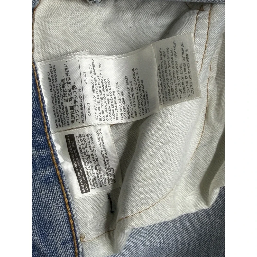 Vintage Levi's 505 Mens 42x32 Jeans Regular Fit Straight Leg Mid-Rise Cowboy Y2K